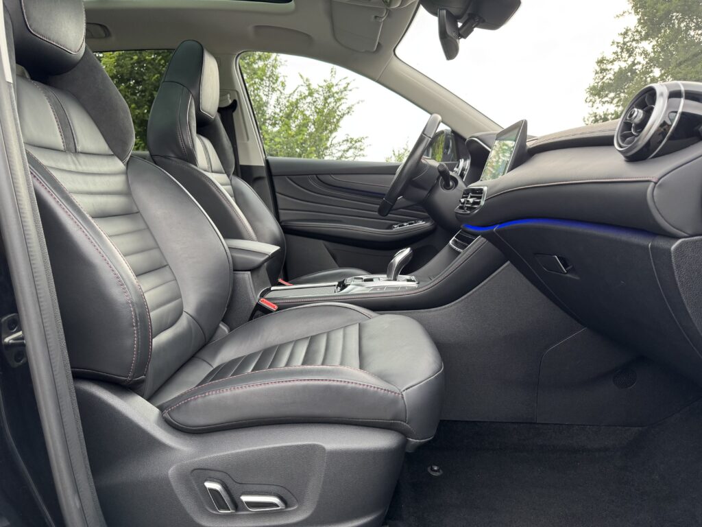 MG EHS Luxury SUV Automatik