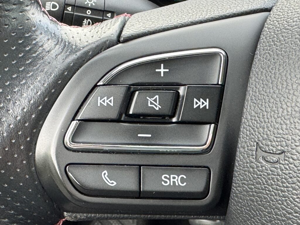 MG EHS Luxury SUV Automatik